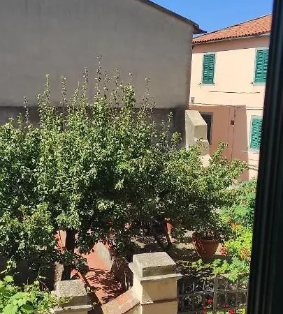 Pensión Ferruccio Piombino